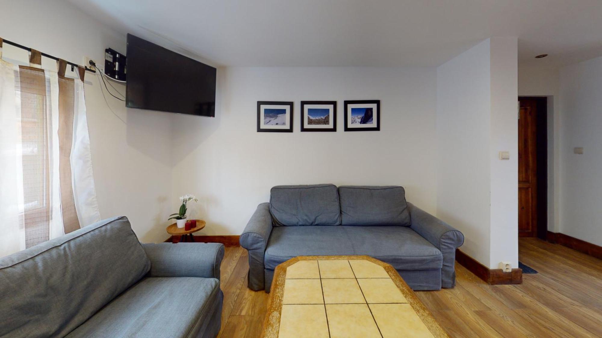 Ride Pub Drienica Apartment Exterior photo